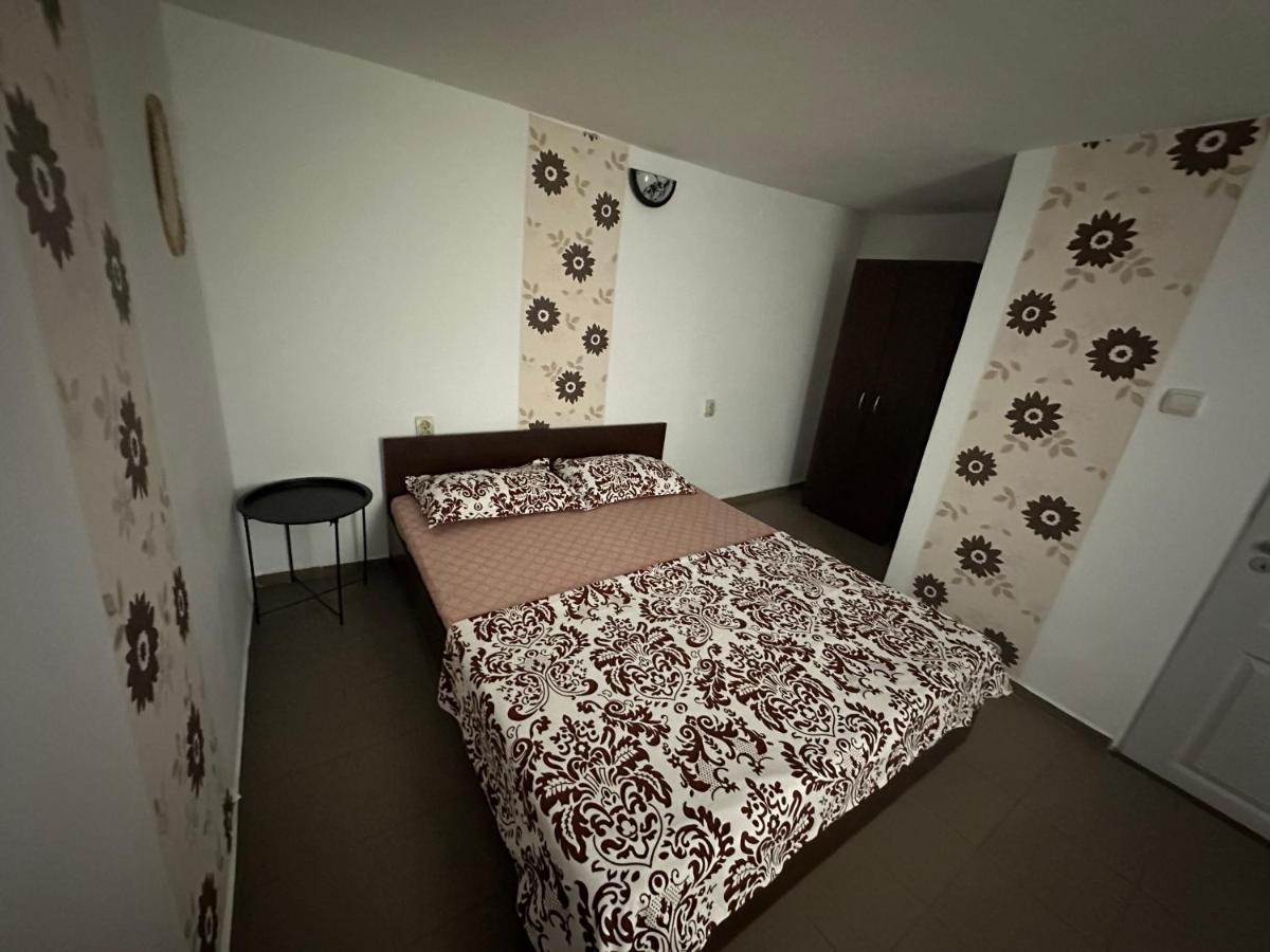 Camere De Inchiriat David Casa David Corbu Buitenkant foto